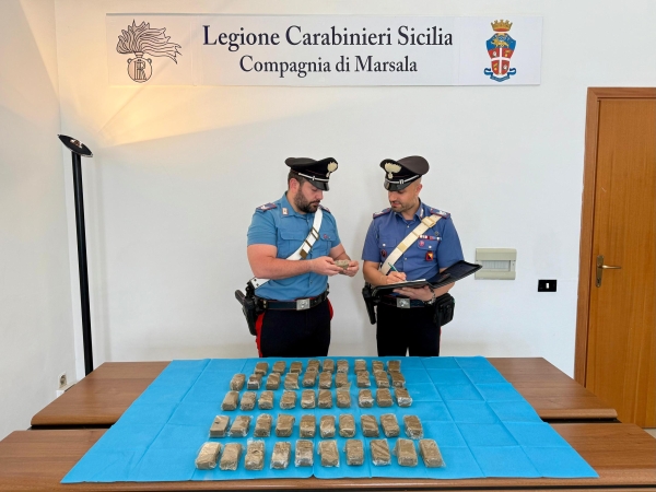 Marsala. Arrestato 70enne con 50 panetti di hashish