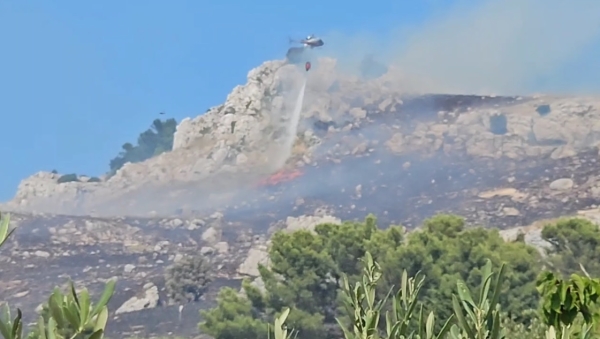 Incendio a Sambuca di Sicilia, Candair in azione