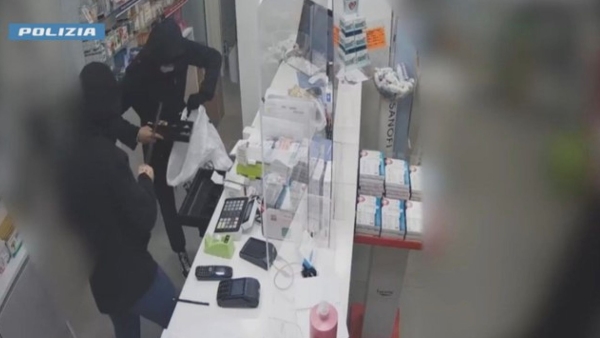 Arrestati due quindicenni, sono accusati anche di alcuni furti a Menfi